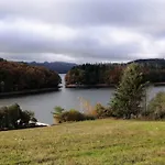Chalé Au De La Raviege *